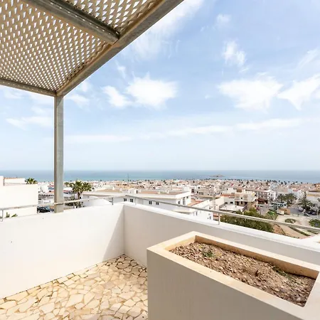 Duplex De Lujo דירה קרבונראס